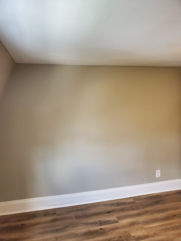 Building Photo - 803 Brooks Ln
