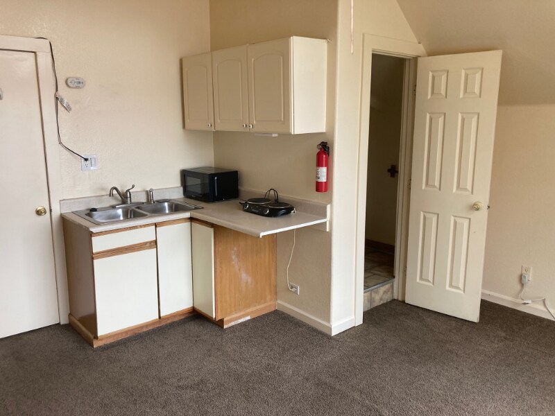 Building Photo - 3419 W Colorado Ave