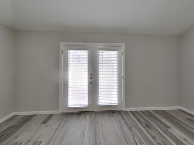 Building Photo - 21476 Palace Pines Dr