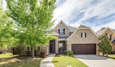 Building Photo - 2035 Grassland Dr