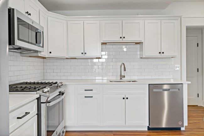 Building Photo - 99 Lynde St