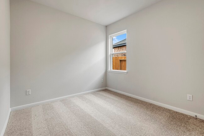 Building Photo - 400 Mystic Slopes Dr