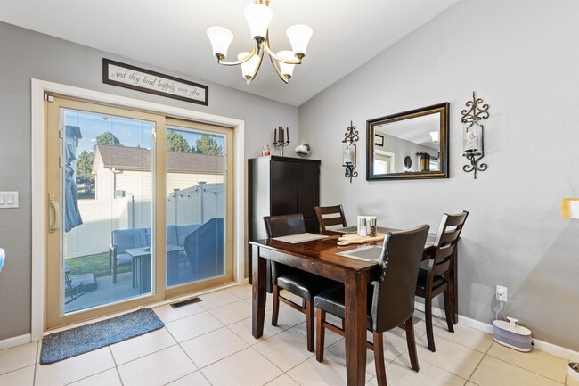 Building Photo - 4808 Patricia St