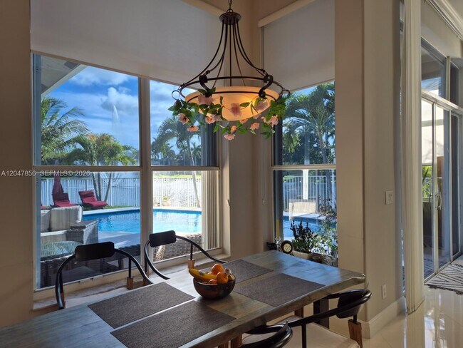 Building Photo - 3960 Osprey Ct