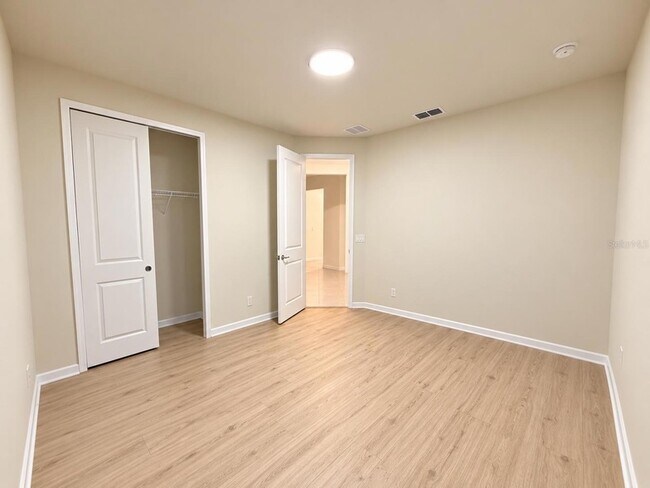 Building Photo - 6333 Cedar Chase Ct