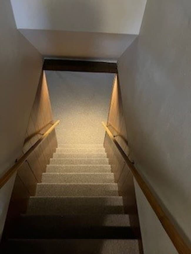 Building Photo - Charming 3 Bedroom, 1.5 Bath Home on the South Side of Kenosha