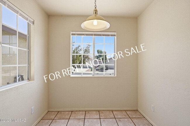 Building Photo - 3752 W Sunbright Dr