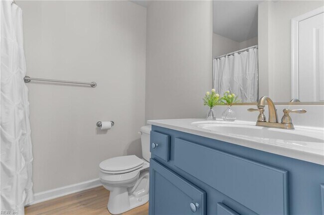 Building Photo - 608 Rhema Rd