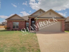 Building Photo - China Spring 4-Bedroom