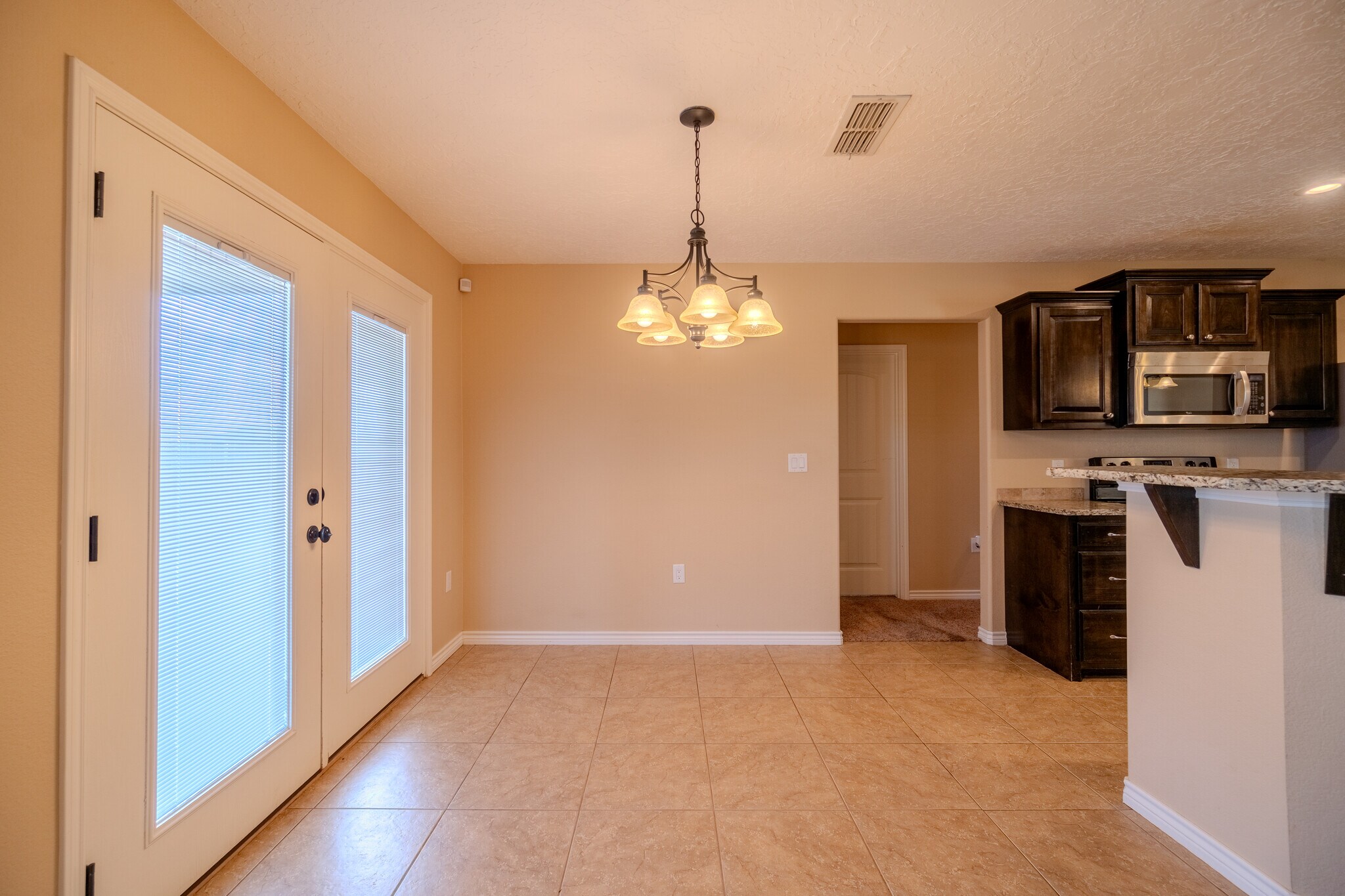 Building Photo - 2412 Cobblestone Cir