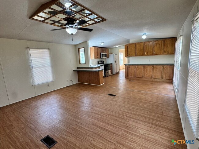 Primary Photo - 1103 Olmos Rd
