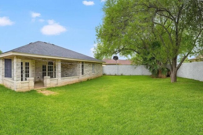 Building Photo - 1132 Quail Hollow Loop