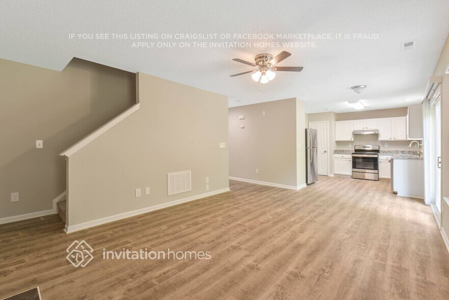 Building Photo - 10324 Covingtonwood Dr