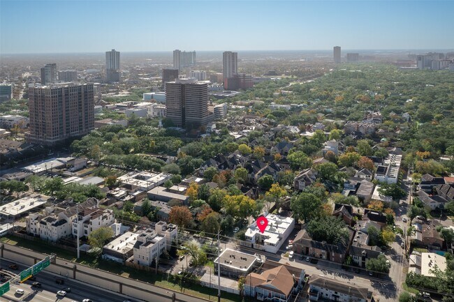 Building Photo - 1201 Autrey St