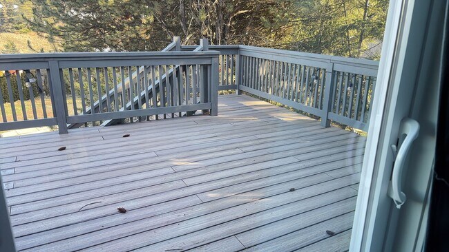 Building Photo - 815 SW State St