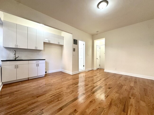 Floorplan - 300 Fort Washington Avenue