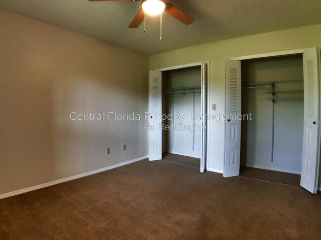 Building Photo - 2550 N Alafaya Trail