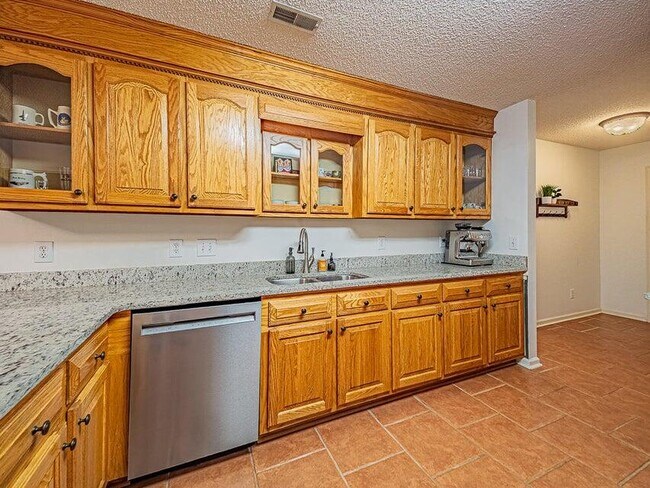 Building Photo - 1265 Cutleaf Dr