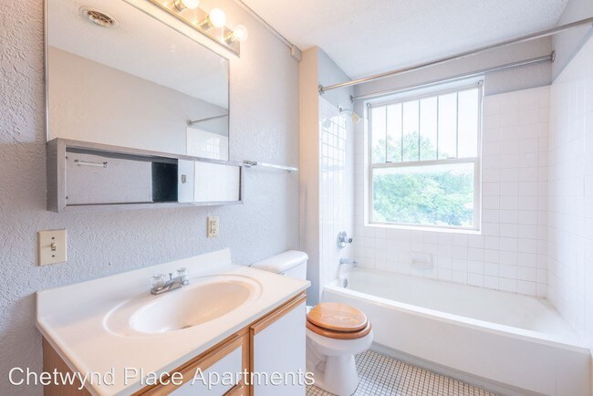 Building Photo - 3517-3519 University Ave