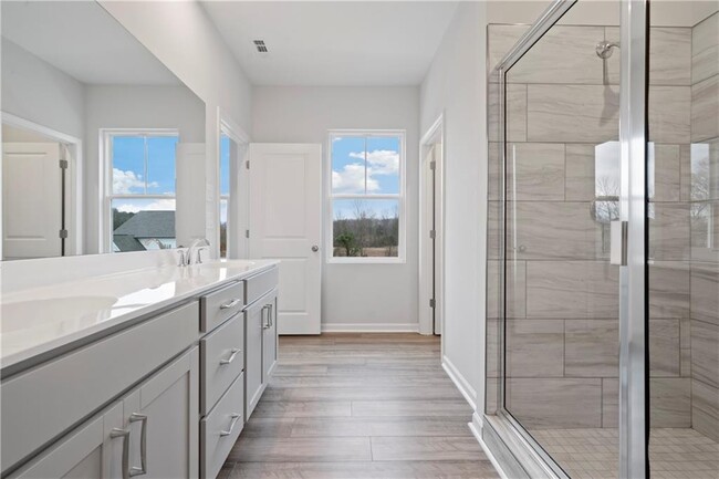 Building Photo - 2320 Whistler Wy NE