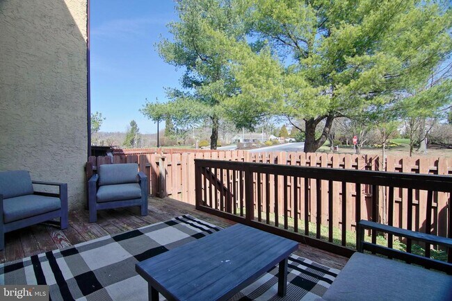 Building Photo - 2705 Walnut Ridge Dr