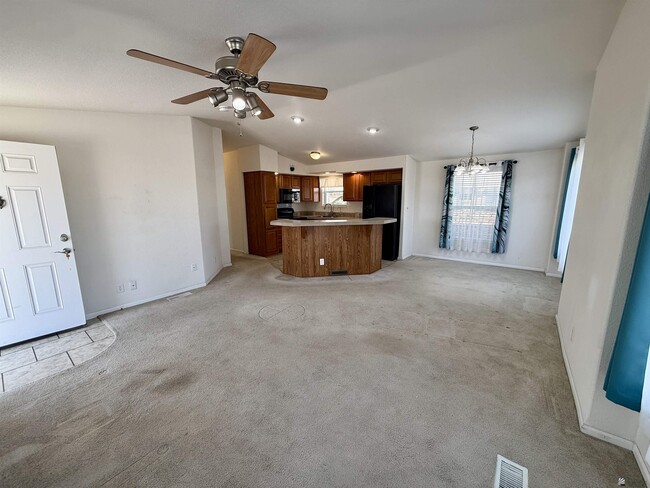 Building Photo - 13239 E 48th Dr