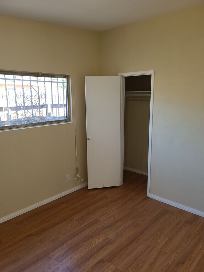 Building Photo - Bennett#2