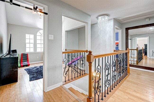 Building Photo - 14 Bradford Cir