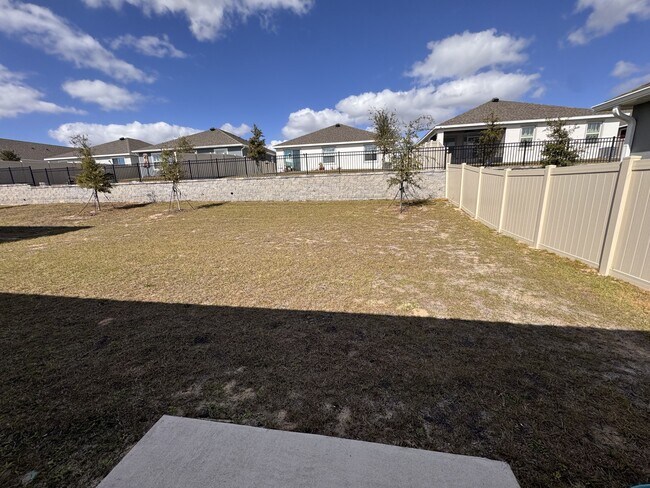 Building Photo - 2553 Mariah Pl