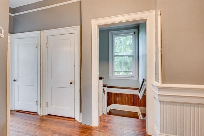 Building Photo - 1841 Ohio Ave