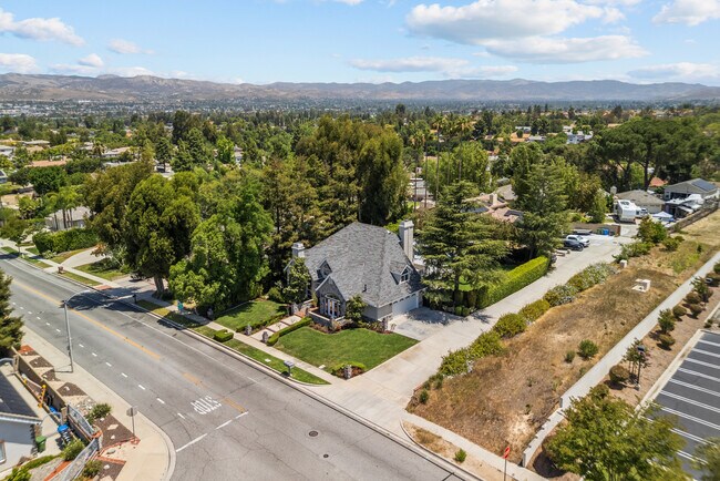 Building Photo - 618 Sinaloa Rd