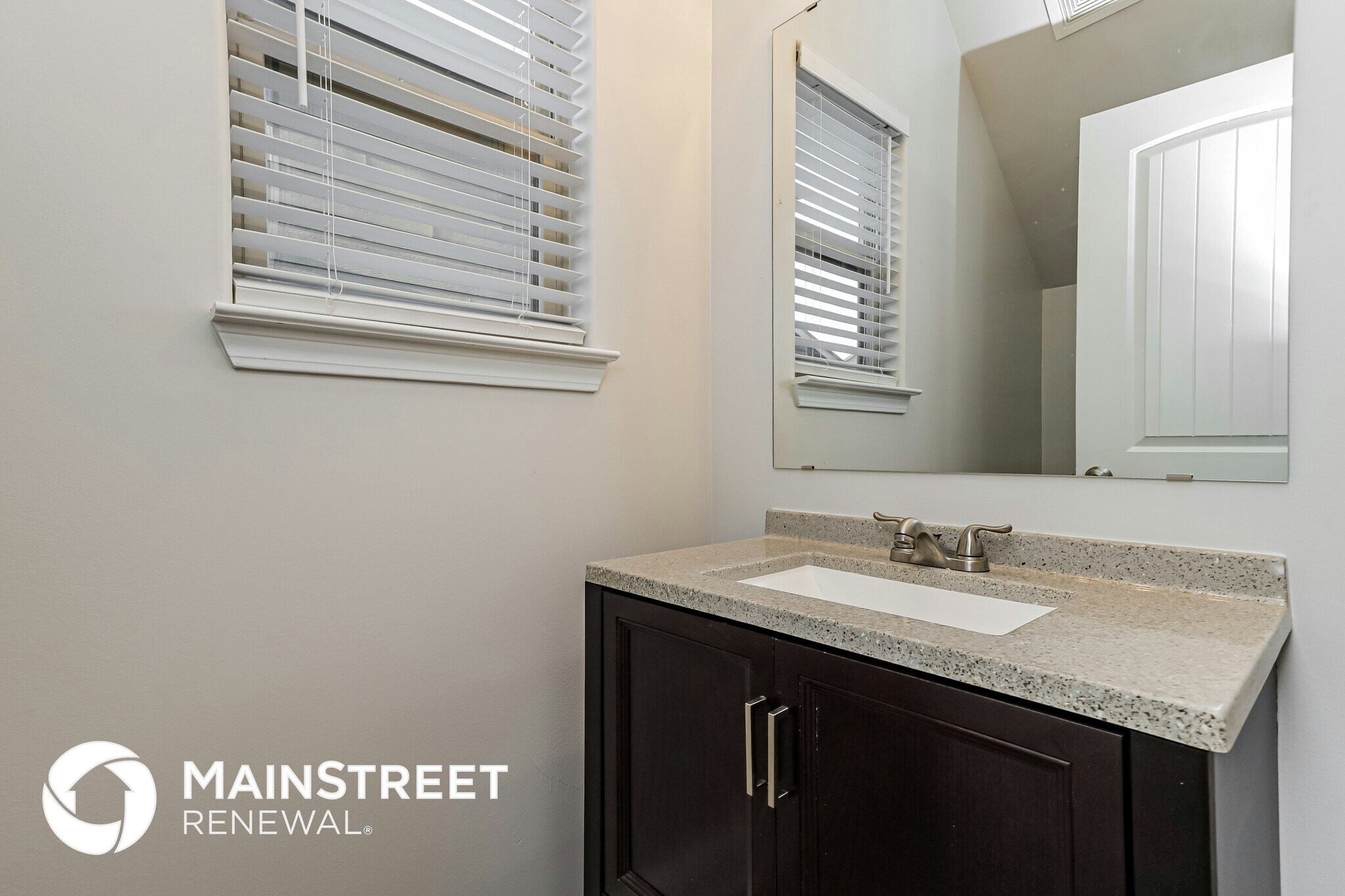 Building Photo - 175 Leland Ln