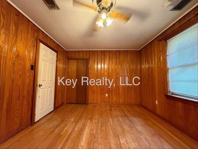 Building Photo - 4003 Monroe Hwy