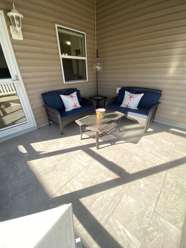 Building Photo - 1708 Abasco Ct