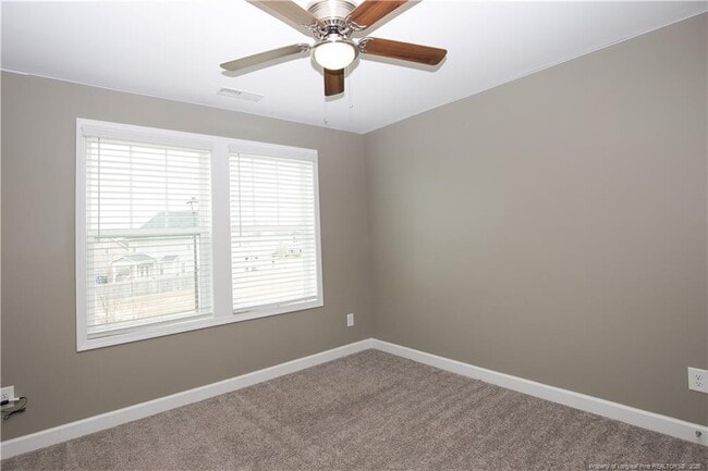 Building Photo - 5709 Pondhaven Dr