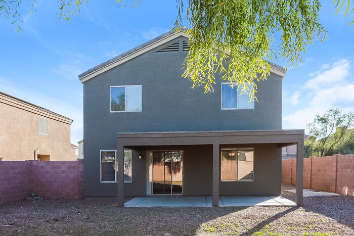 Building Photo - 24455 N Good Pasture Ln