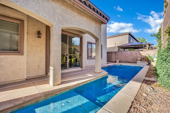 Building Photo - 875 Chaste Ct