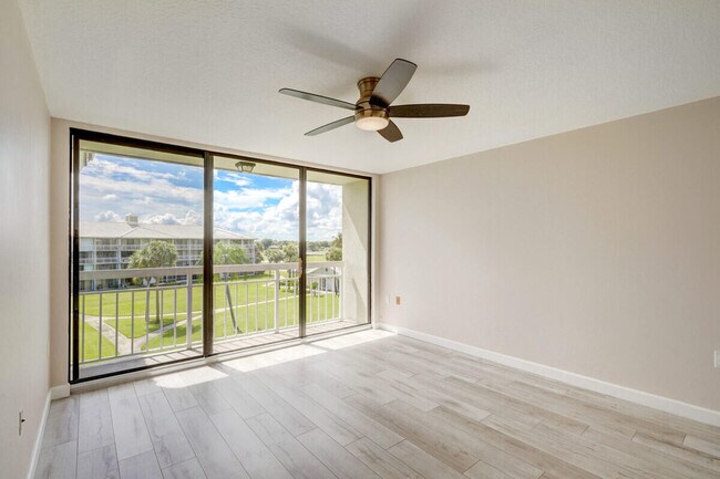 Building Photo - 2561 Village Blvd