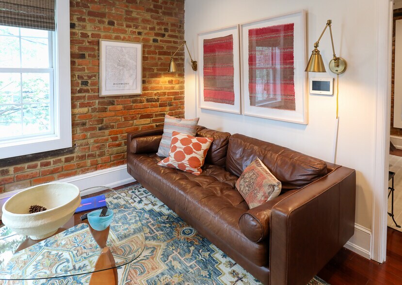 Building Photo - 416 N 3rd St