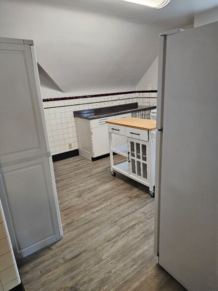 Building Photo - 1524 Beacon St