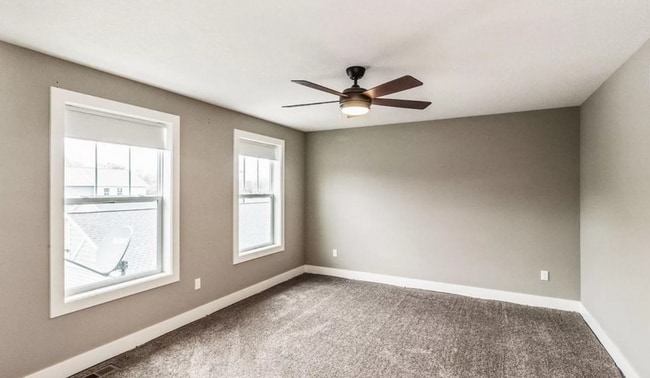 Building Photo - Sublease - 3 Bedroom Townhome Available Ja...