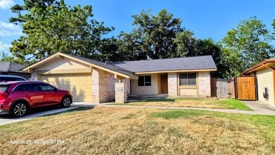 Building Photo - 23054 Banquo Dr