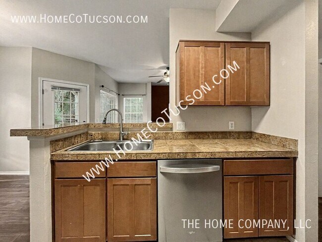 Building Photo - 1500 E Pusch Wilderness Dr