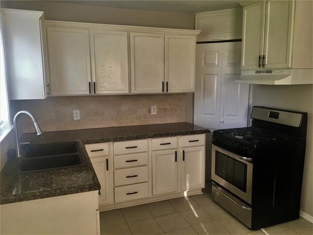 Building Photo - 1317 Meadowbrook Dr