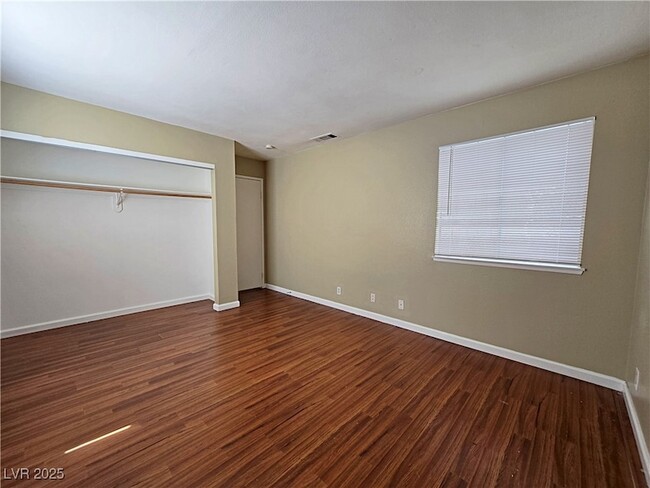 Building Photo - 5357 Del Gado Dr