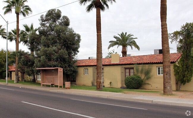 Building Photo - 718-720 W McDowell Rd
