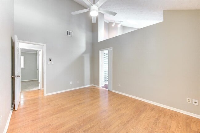 Building Photo - 8746 E Rylander Cir