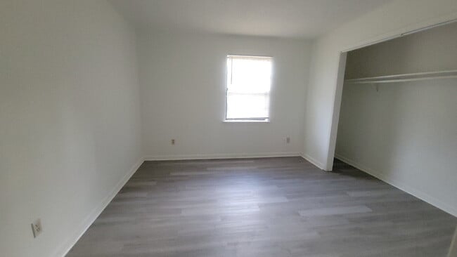 Building Photo - 4916 Cotton Row NW