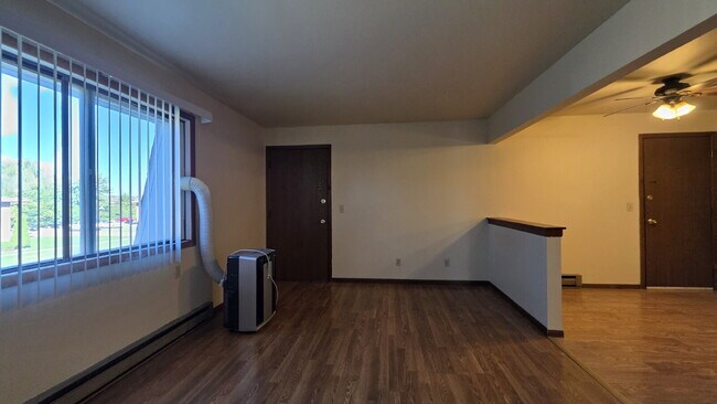Building Photo - 2500 Honey Lou Ct