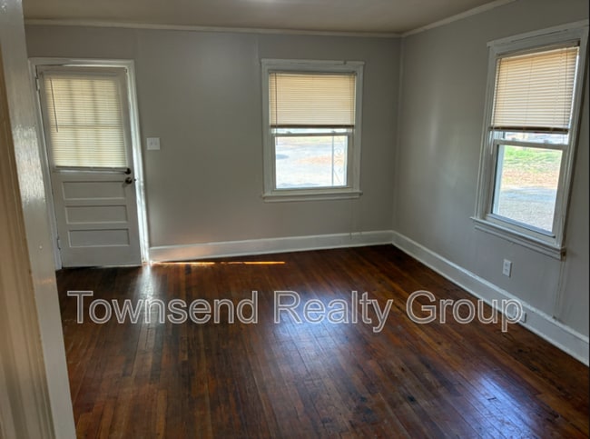 Building Photo - 2181 Culp Cir